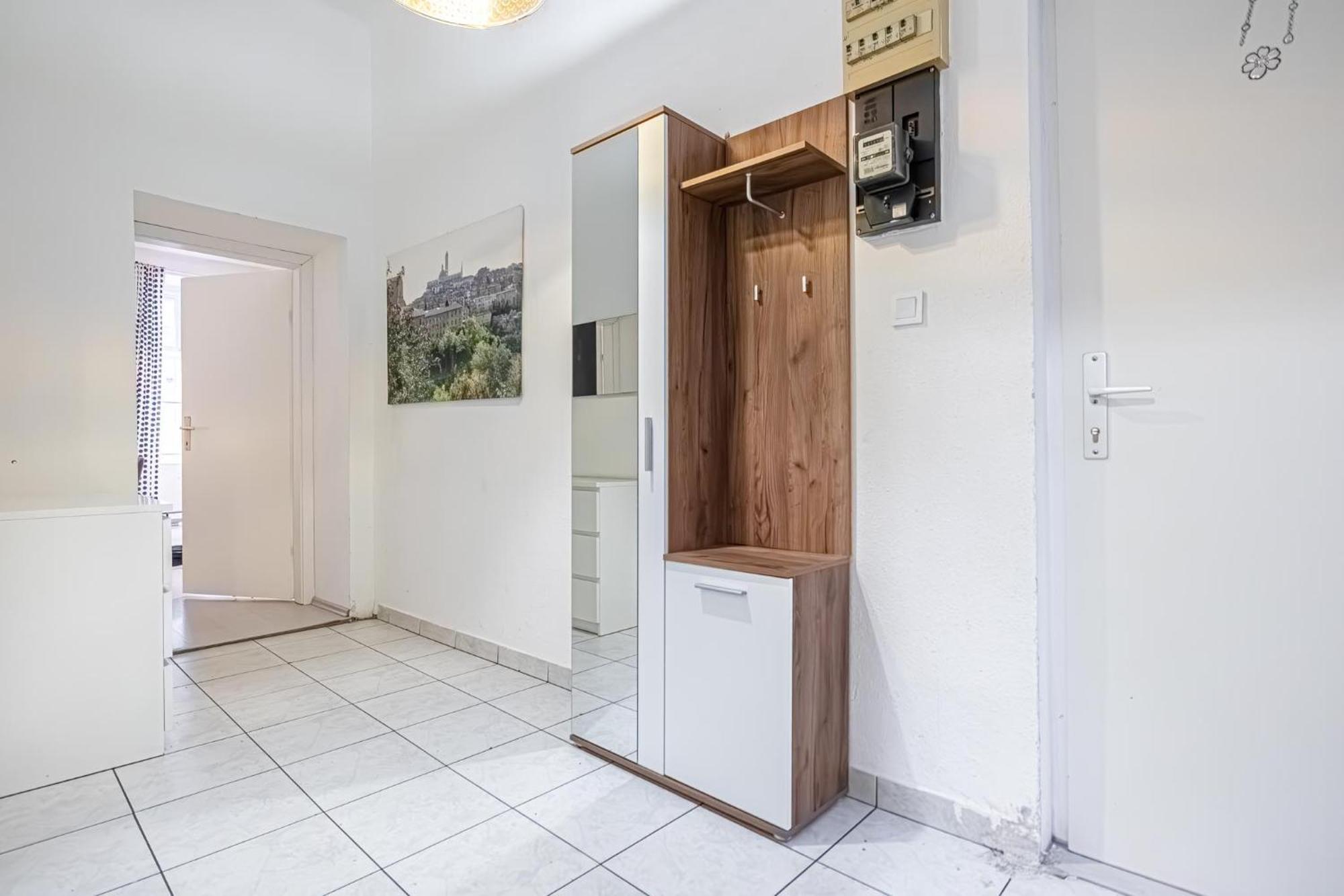 Cozy 1Br - Perfect For Long Stays Wina Bagian luar foto