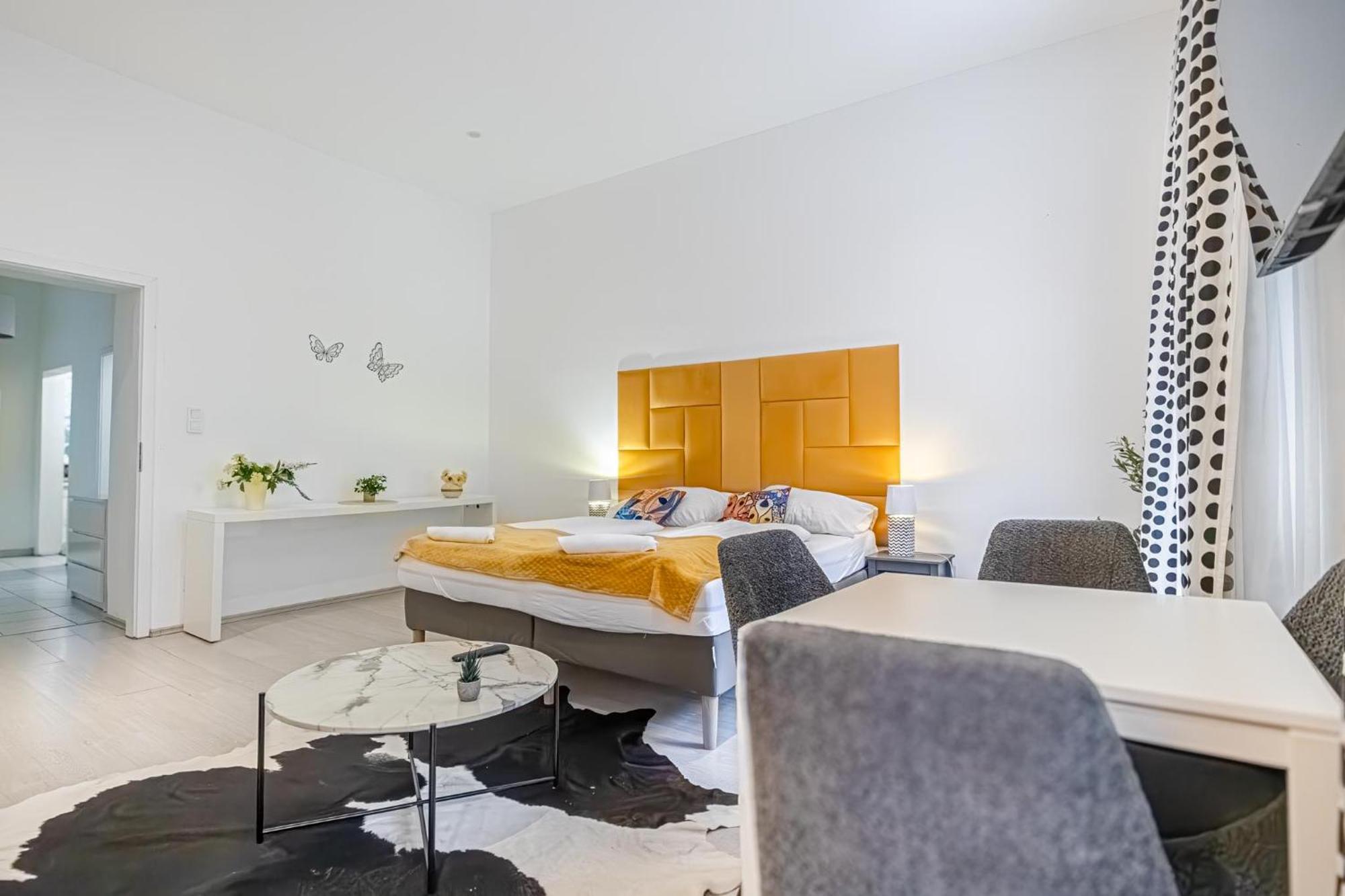Cozy 1Br - Perfect For Long Stays Wina Bagian luar foto